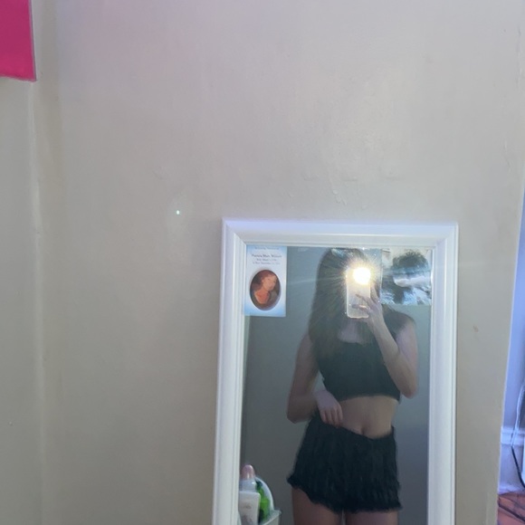 got these cute Flowey shorts at a shop i went too in florida! Size: Medium (M) - Picture 2 of 2